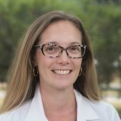 Headshot of Alison Brooks.